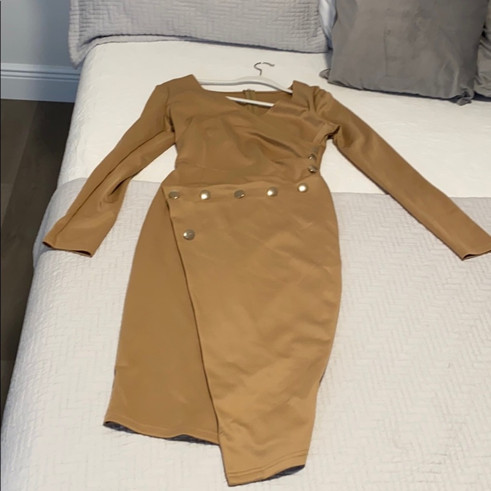 Long sleeve tan dress